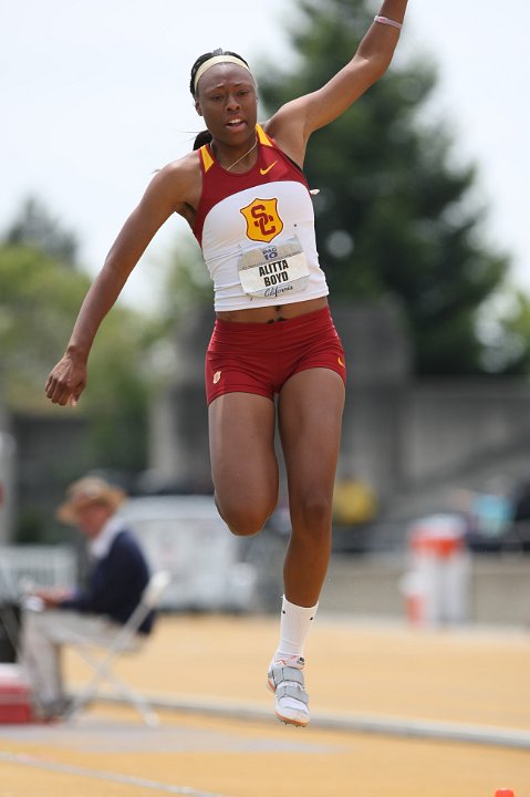 2010 Pac-10 Sun-047.JPG - 2010 Pac-10 Track and Field Championships, may15-16, Edwards Field, University of California, Berkeley, California.